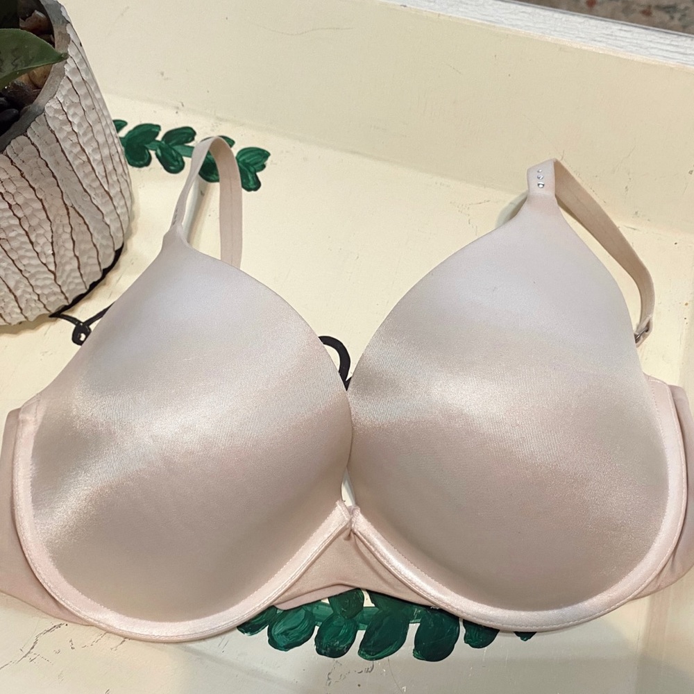 Victoria’s Secret push up bra